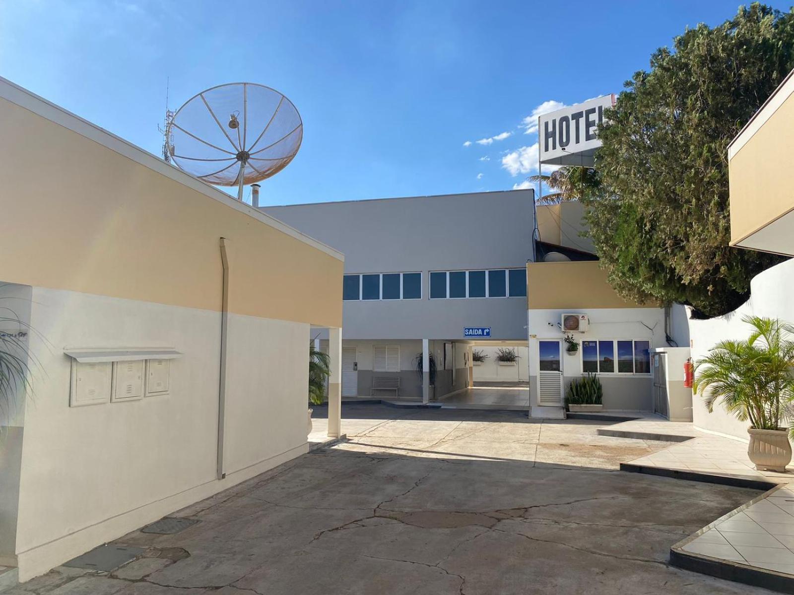 Porto Center Hotel Luis Eduardo Magalhaes Dış mekan fotoğraf