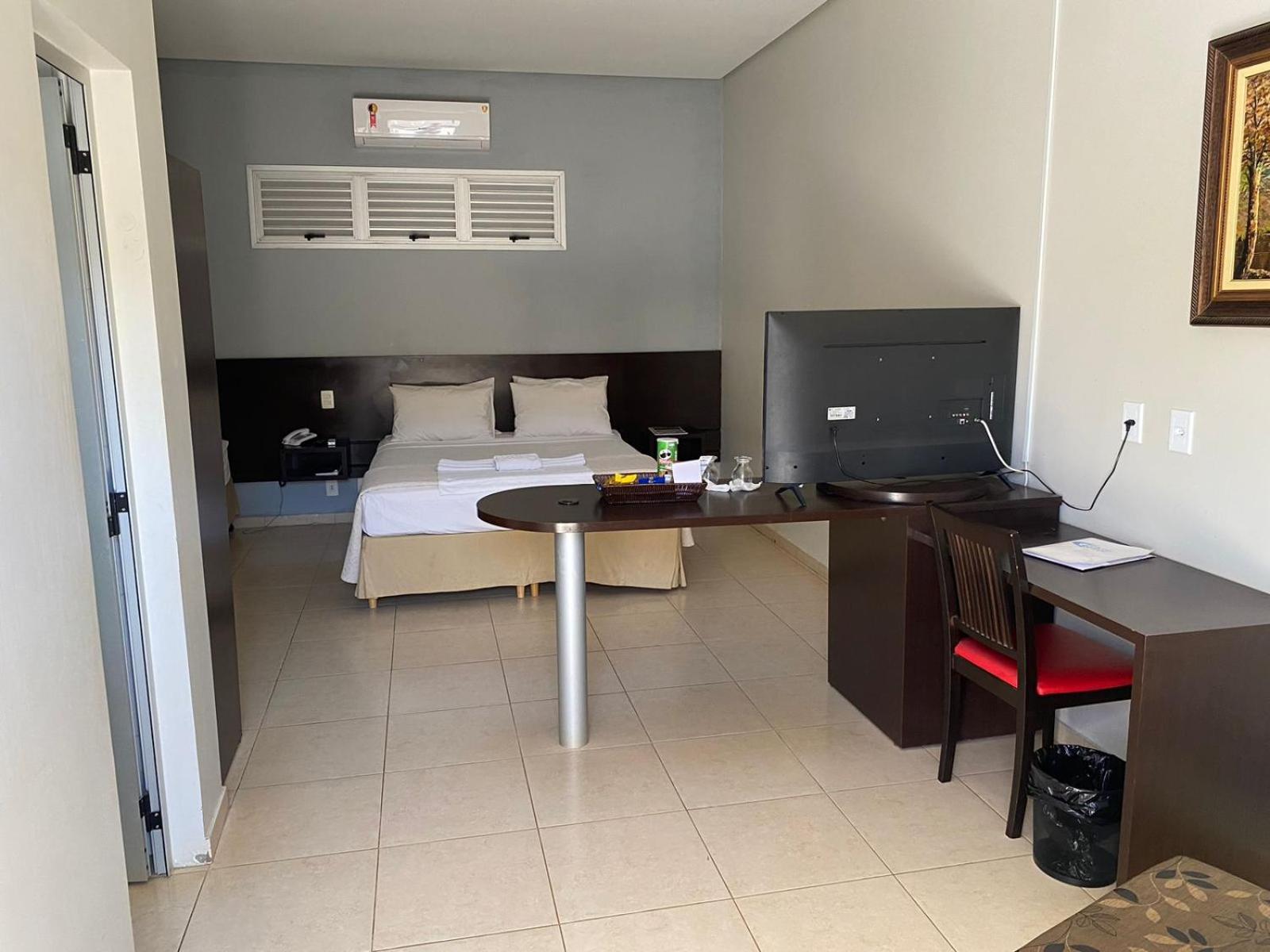 Porto Center Hotel Luis Eduardo Magalhaes Dış mekan fotoğraf