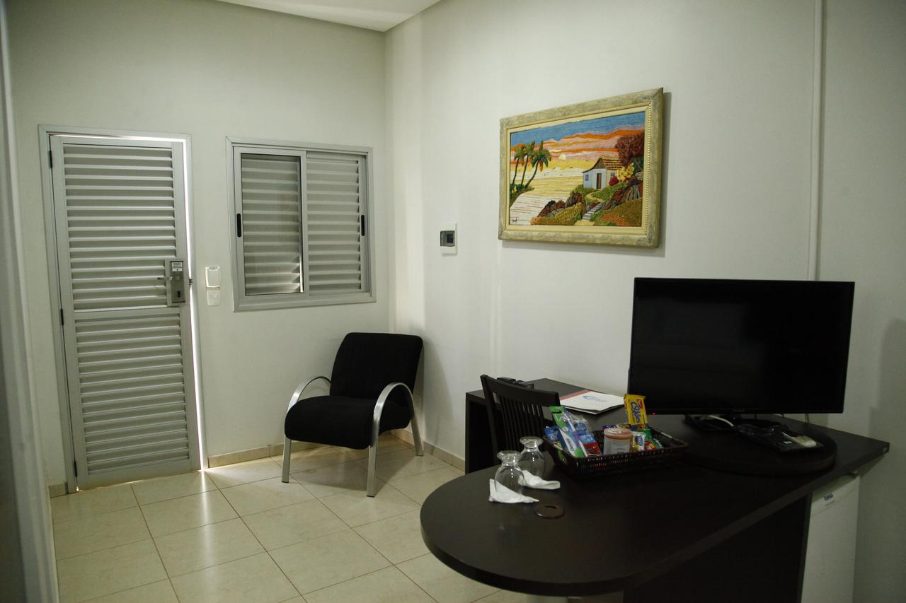 Porto Center Hotel Luis Eduardo Magalhaes Dış mekan fotoğraf