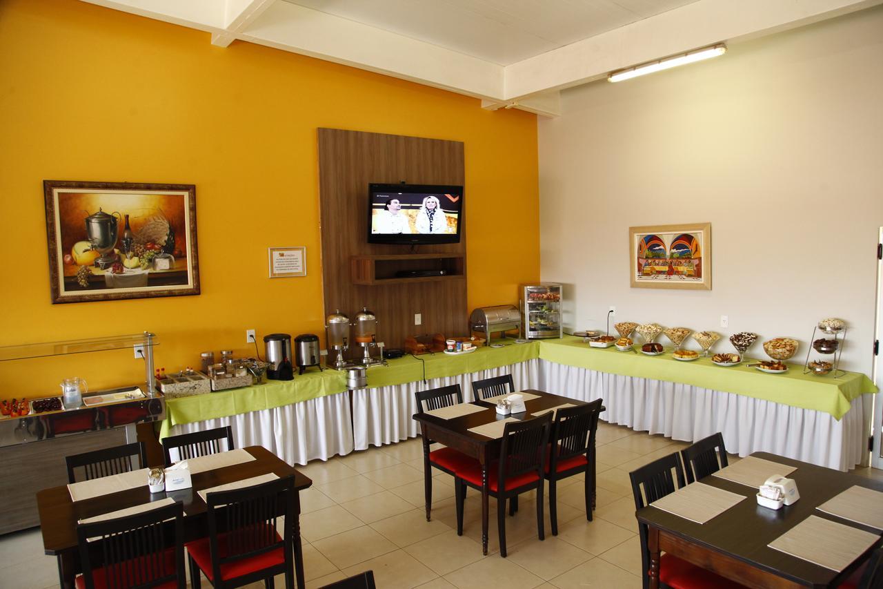 Porto Center Hotel Luis Eduardo Magalhaes Dış mekan fotoğraf